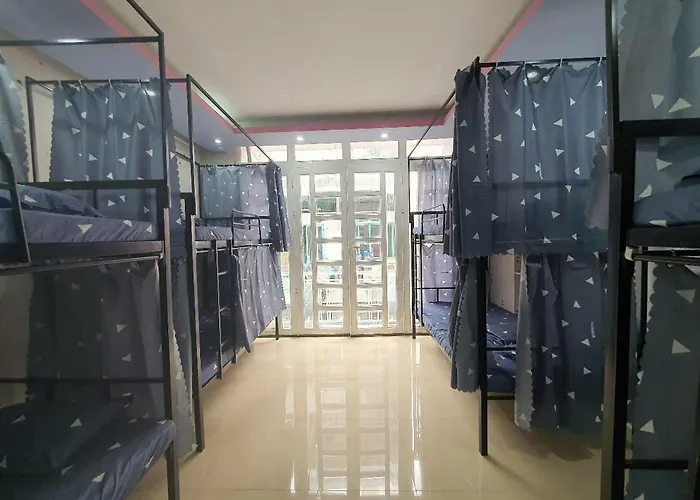 Sen Alley Dormitory & Restaurant