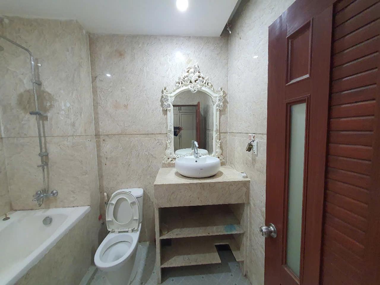 Nhà trọ Sen Alley Dormitory & Restaurant *